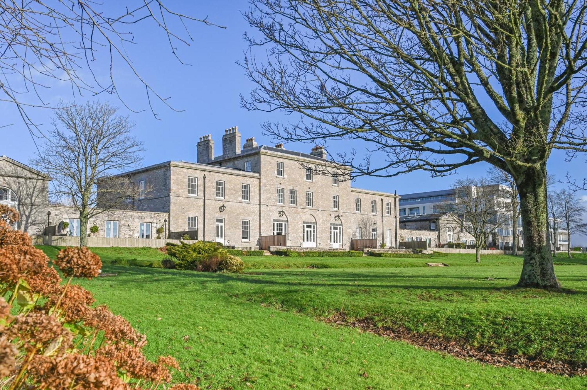 9 Admiralty House Stunning Luxury Apartment With Free Parking Plymouth Exterior foto